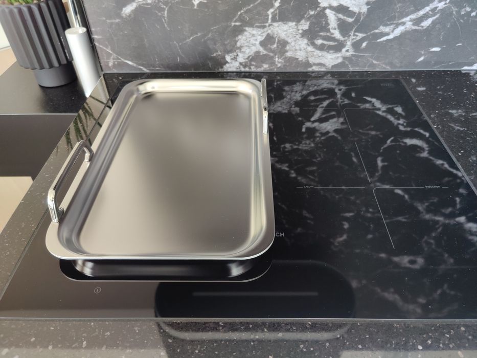 Taca grillowa  Bosch do płyty  indukcyjnej .