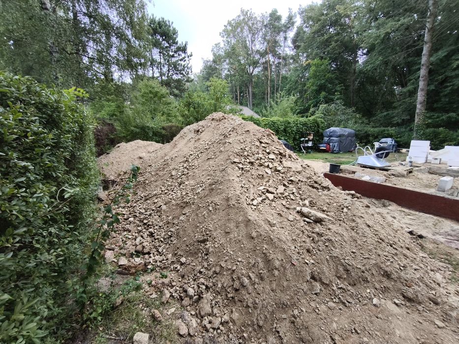 Oddam ziemię z wykopu / Lublin