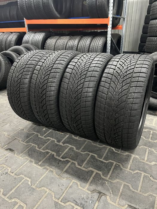 Різноширокий Комплект,Зима,Шини 295/40-265/45 R20 106V Dunlop Sp Winte