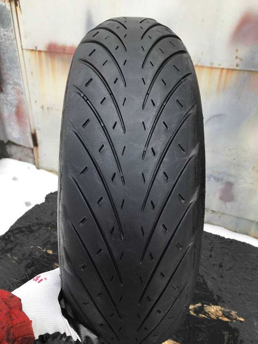 Мото шини б/в 180/55 R17 Metzeler Roadtec 01 SE (2564М)