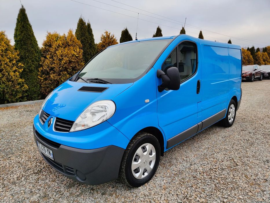 Renault TRAFIC  II 2.0 DCI 115KM Klimatyzacja Bezwypadkowy Cały Oryginalny Lakier