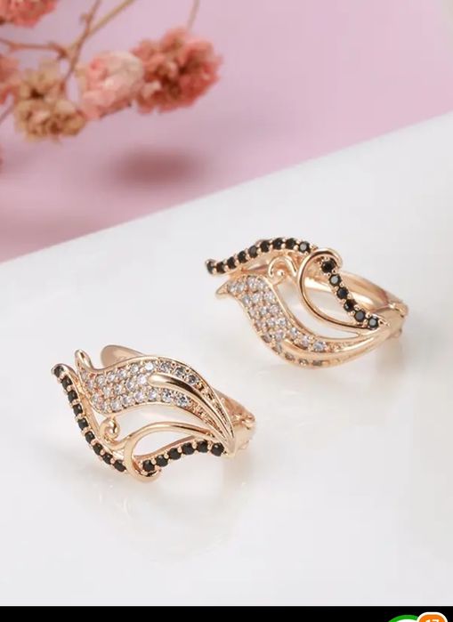 Kolczyki listki czano/białe