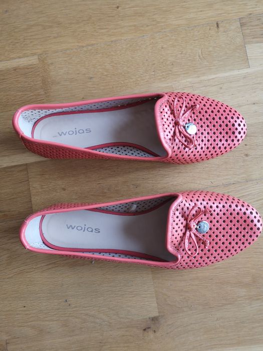 Baleriny damskie ażurowe, skórzane buty Wojas 38/jak nowe
