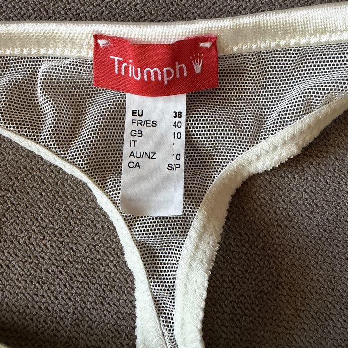 Triumph. Трусики стрінги.