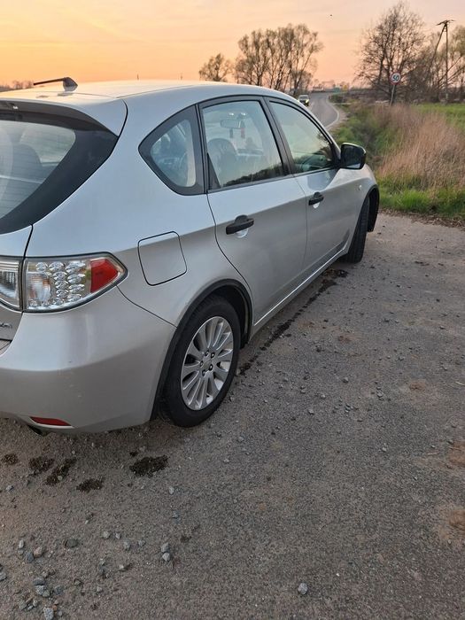 Subaru Impreza Stan idealny, bardzo zadbne auto, bez żadnych wkładów