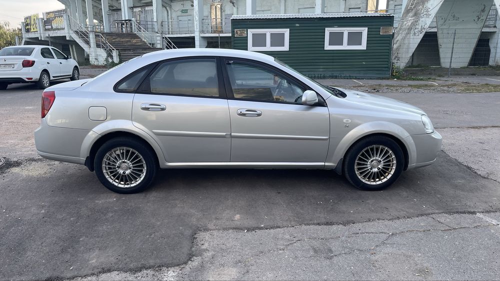 Продам Chevrolet-Lacetti