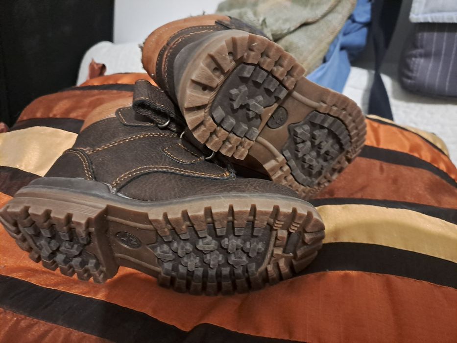 Nowe buty zimowe 24 śniegowce ocieplane