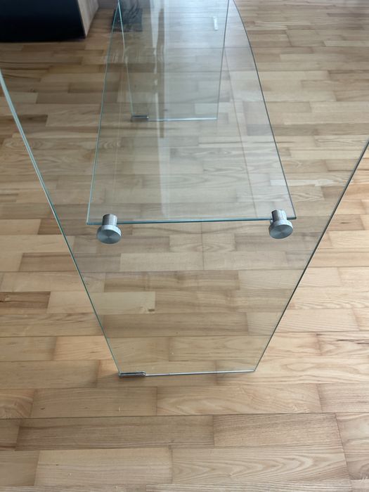 Regal szklany do wenatrz