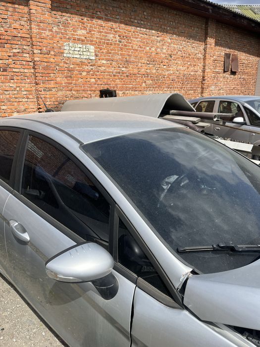 Ford Fiesta після дтп !