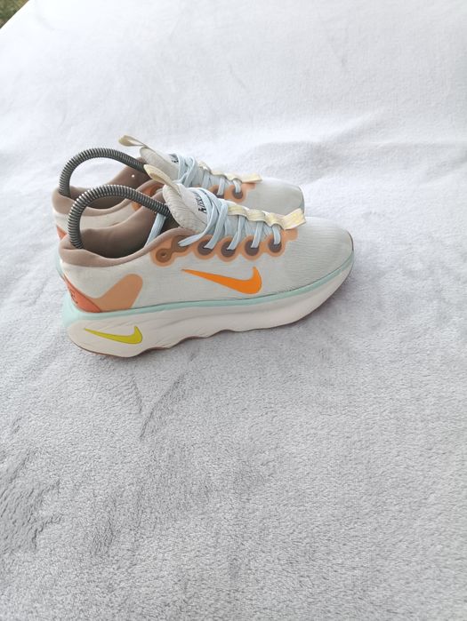 Женские кроссовки беговые Nike р39.5-40