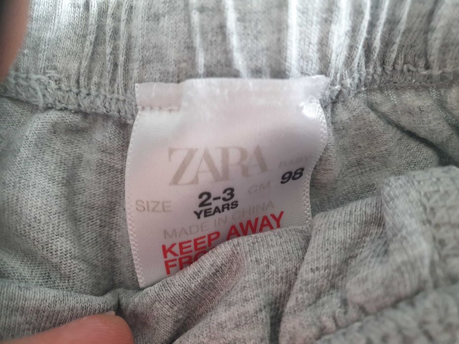 Slipki chłopięce Zara rozm.98