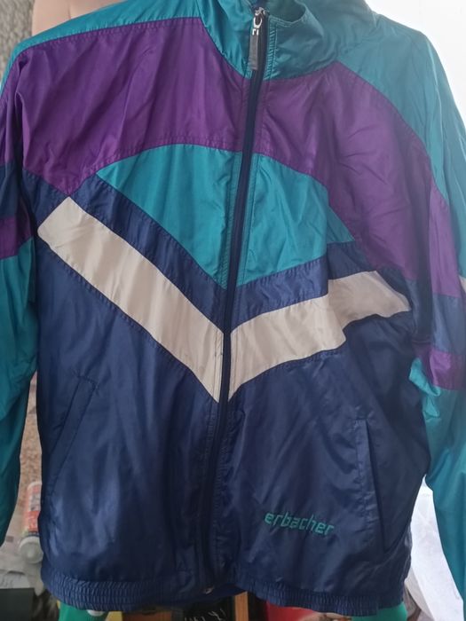 Спортивный кофты и куртка 700 гр шт.