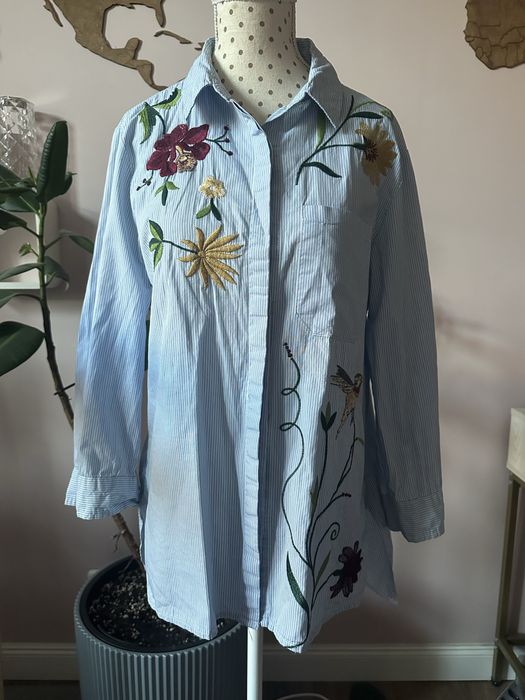 Niebieska koszula w paski z haftem boho kwiaty i ptak 3D