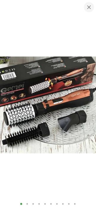 Фен-стайлер для волос с 3 насадками Gemei GM-4828