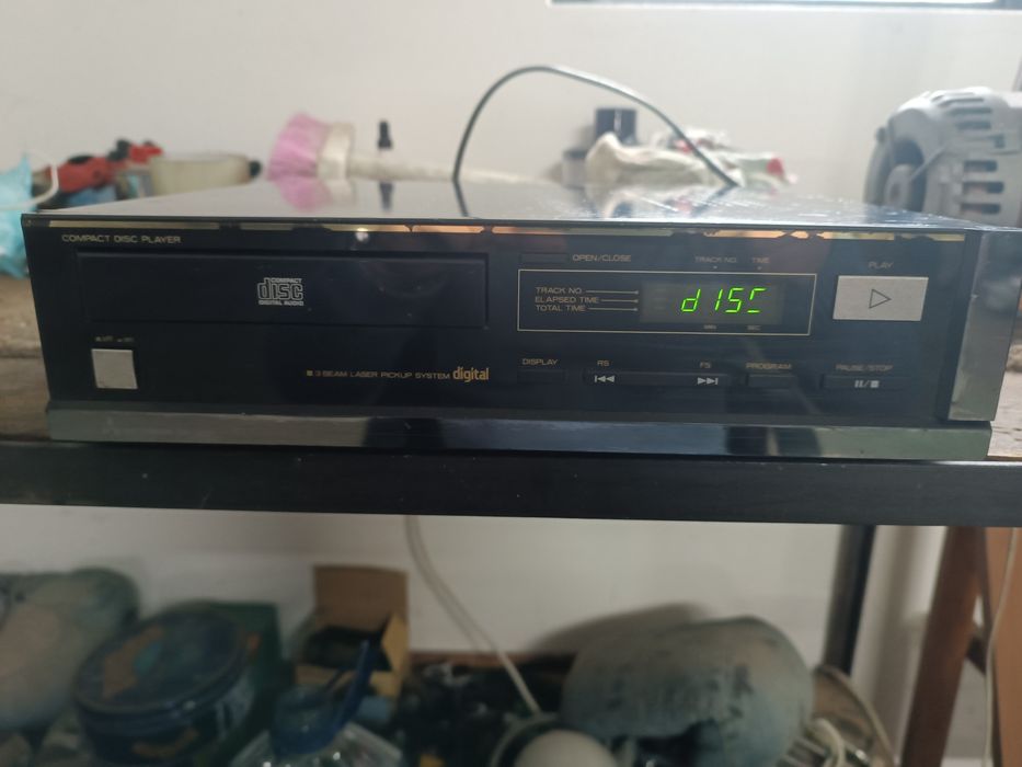 Vendo leitor de CD Mitsubishi