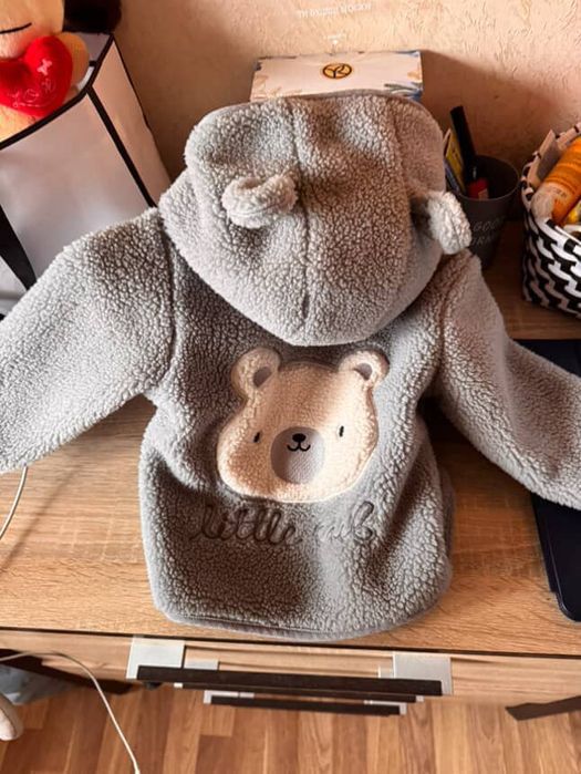 Продам флісову курточку некст розмір 9/12