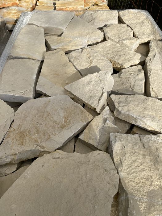 Pedra para chão ou muros