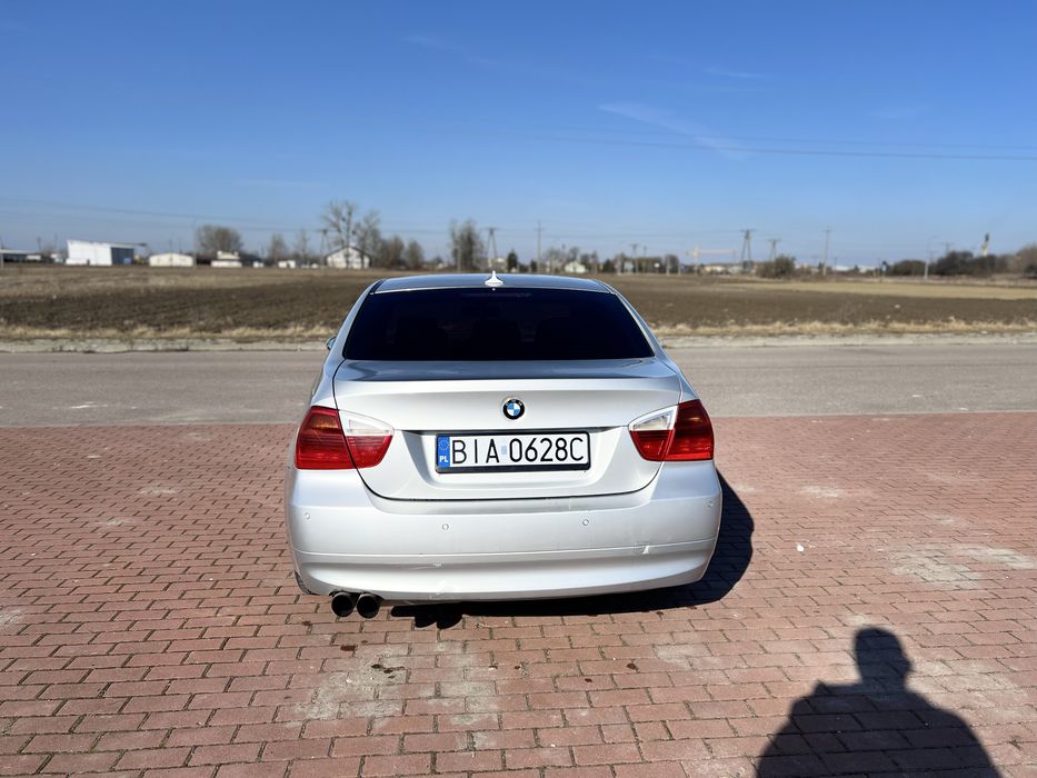 Sprzedam BMW E90 320i