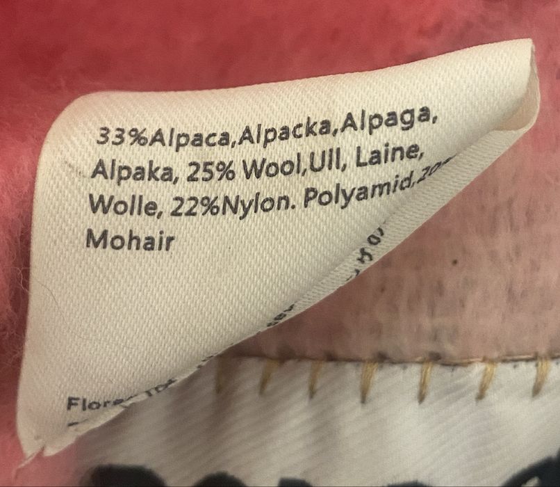 продам оригинальный розовый шарф Acne Studios (альпака, Италия)