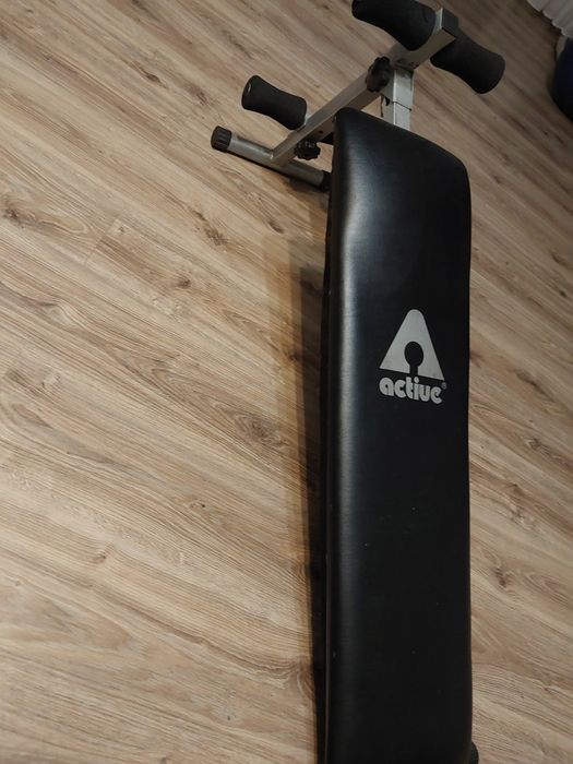 Ławeczka do brzuszków