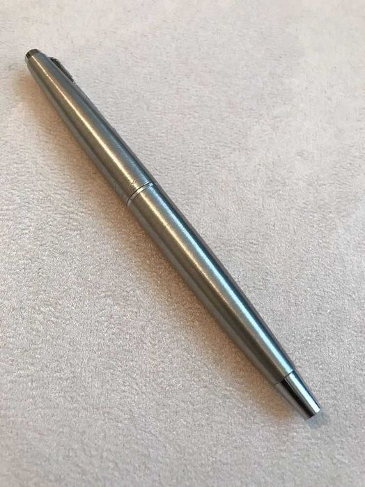 Caneta tinta permanente vácuo - Aprox. 1970/79 - PARKER 45 FLIGHTER