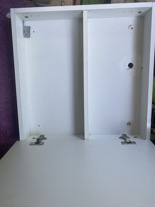 Lustro łazienkowe z szafką 60 cm