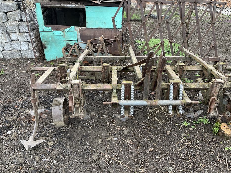 Продам культиватор 2.50м