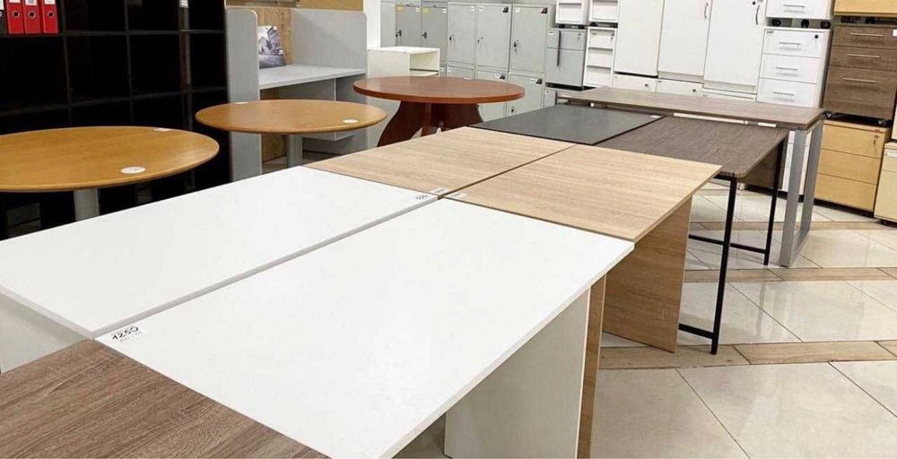 РОЗПРОДАЖ офісних столів 165 штук в наявності