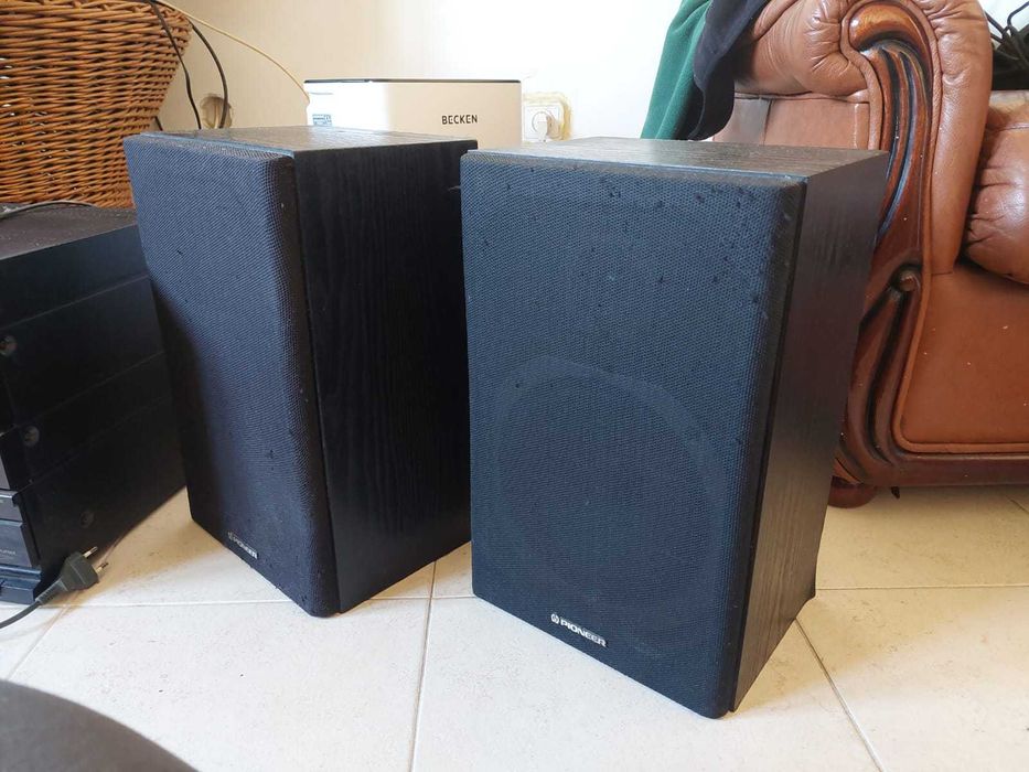 Aparelhagem Pioneer com colunas