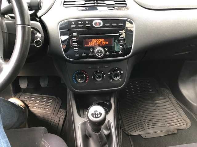 Fiat Punto — fotografia 12