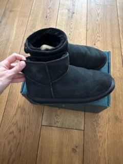 EMU Australia rozmiar 40 używane czarne