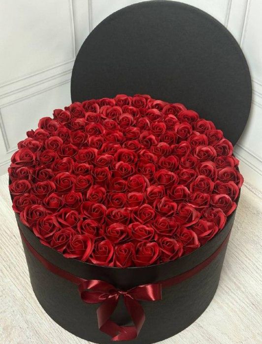 Букетики із атласної стрічкі