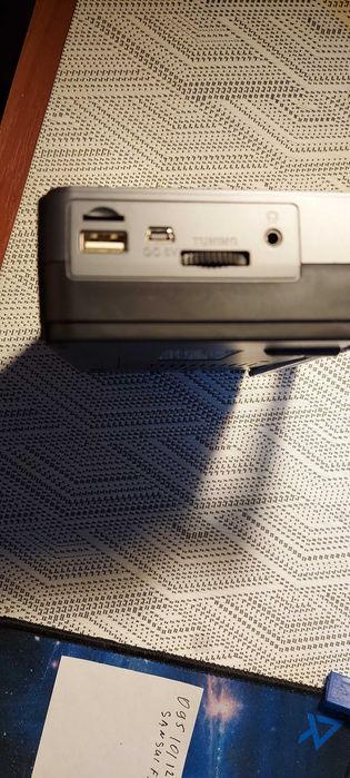 Продам цифровой  радиоприёмник Robuze kk-269