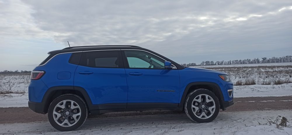 Продам Jeep Compass
