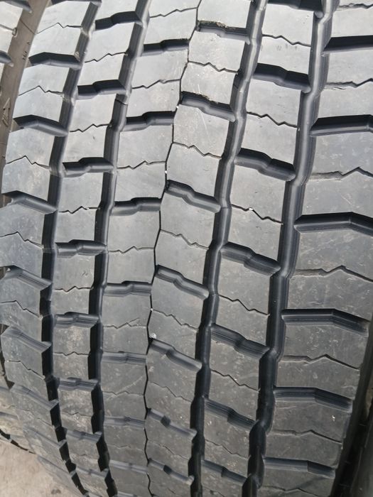 Грузові шини бу 315/70/22.5