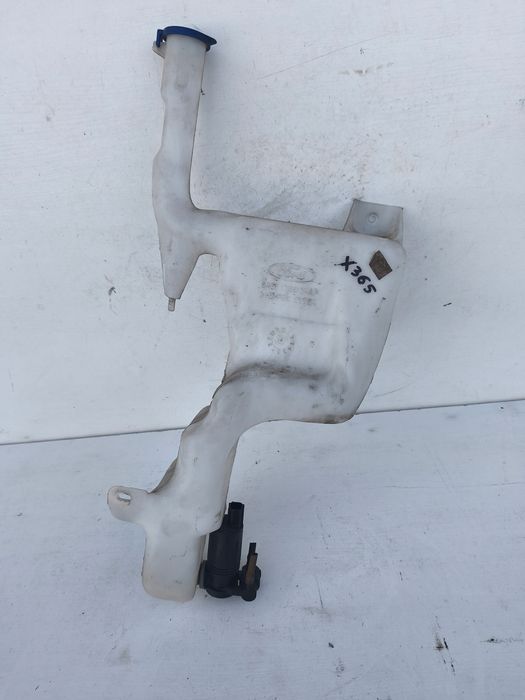zbiornik spryskiwaczy ford b-max 8a61-17b613-af