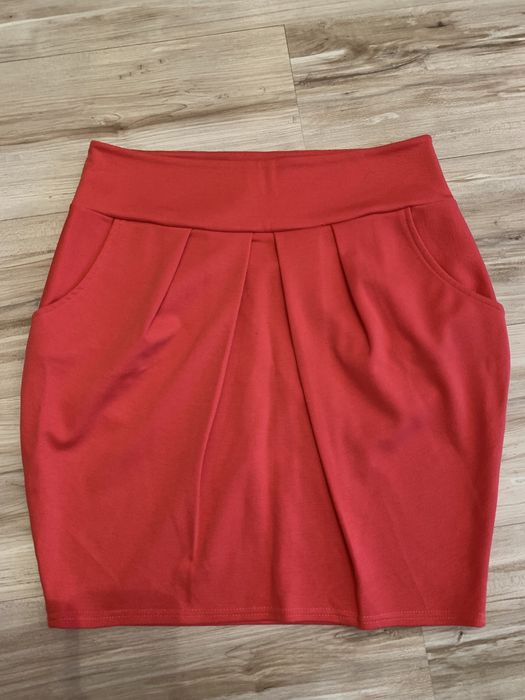 Koralowa spodniczka bombka tulipan rozmiar 40