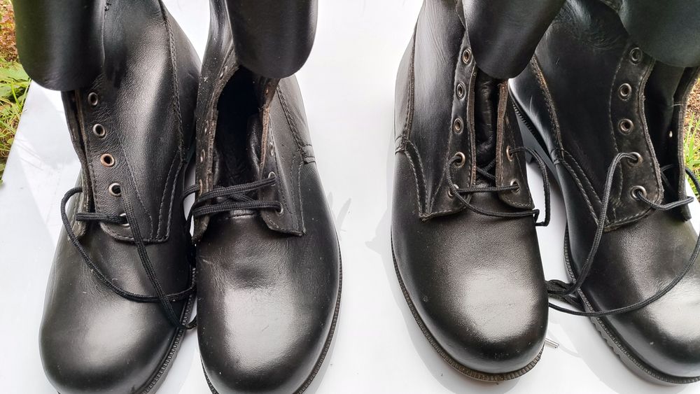 Nowe buty ze skóry (opinacze)