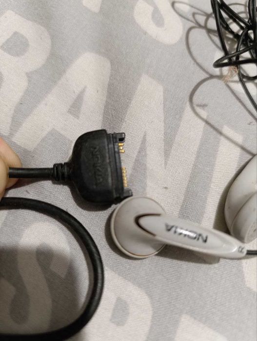 Оригинальные наушники для Nokia