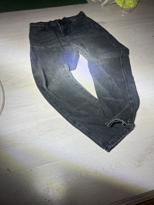 Джинси мом чорні