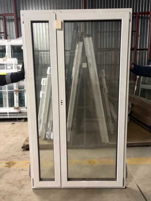 Okno PCV - Oknoplast - Balkon - Biały / Złoty dąb