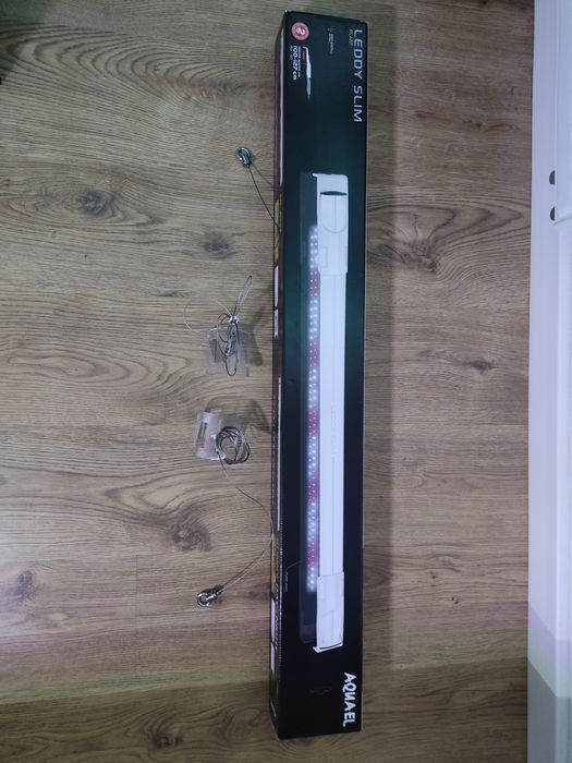 Belka Aquael Leeddy Slim czarna 36w.