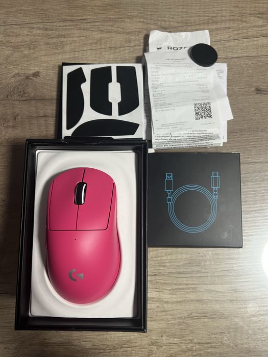 Logitech G Pro 2 Lightspeed Pink Dex