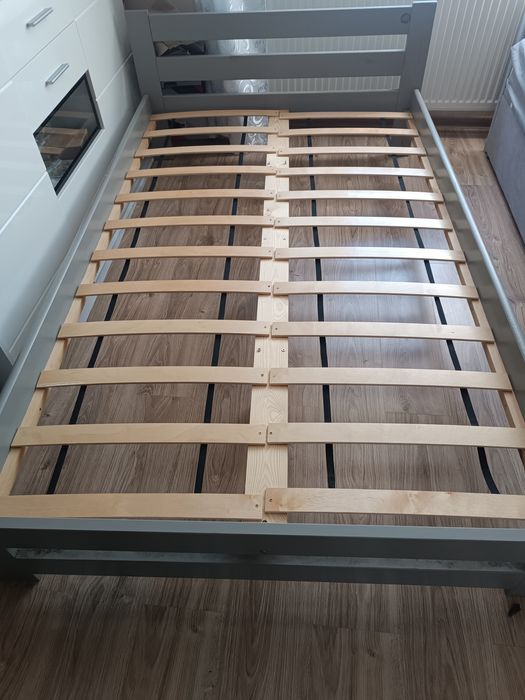 Łóżko drewniane stelaż pod materac 120x200