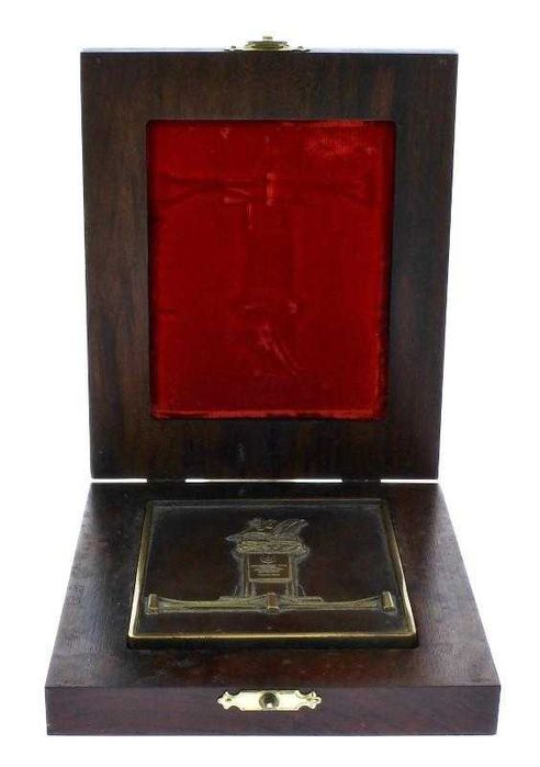 Medalha Quadrangular em bronze