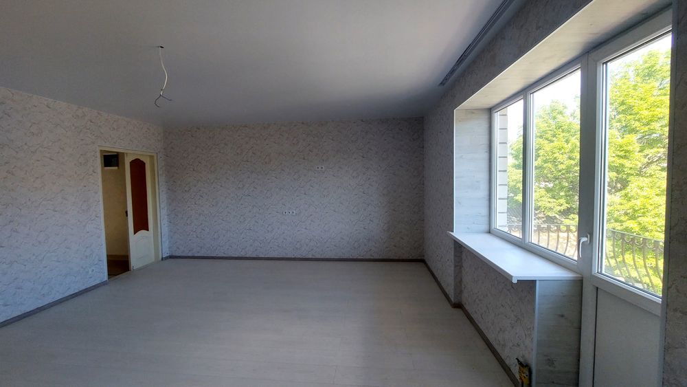 Продам 2-кімнатну квартиру. Вул.Київська,6а.