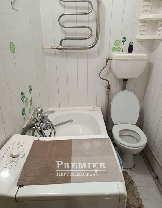 Двокімнатна квартира , АОГВ , центр