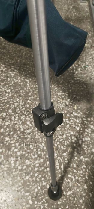 Statyw metalowy fotograficzny – mocny, stabilny, wysokość 130 cm