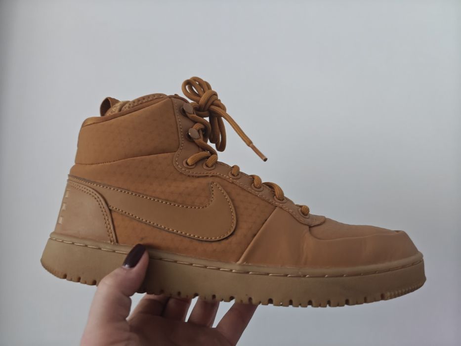 Nike Court Borough sneakersy adidasy sportowe 41/26,5 cm