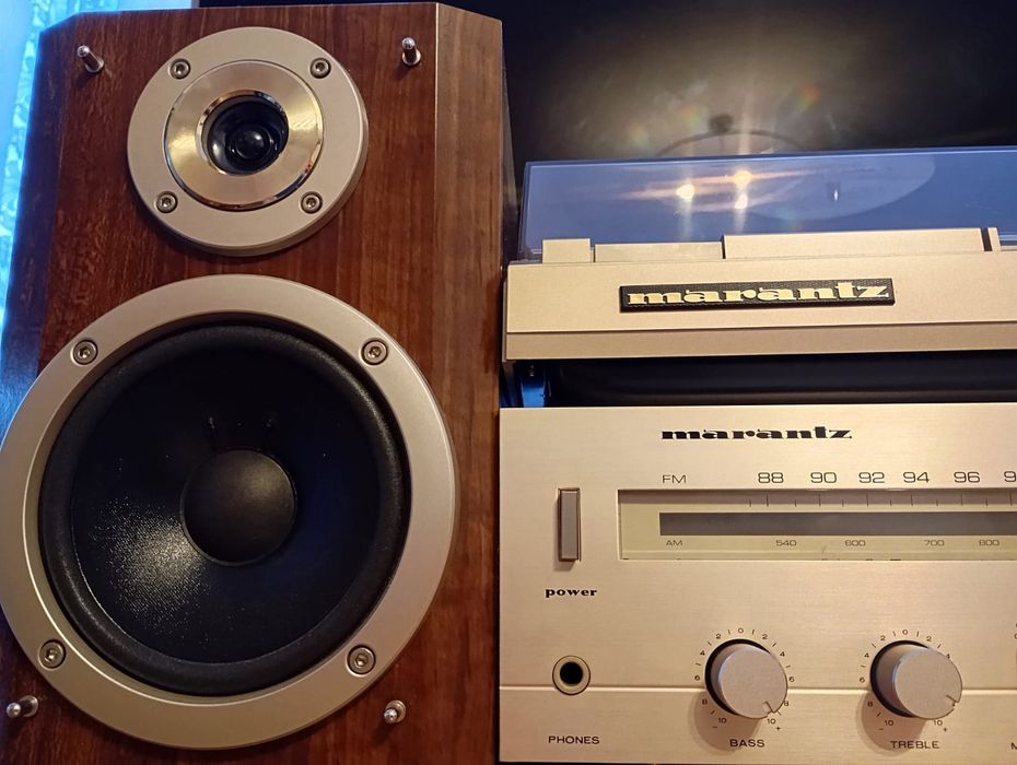 MARANTZ Музыкальная стойка